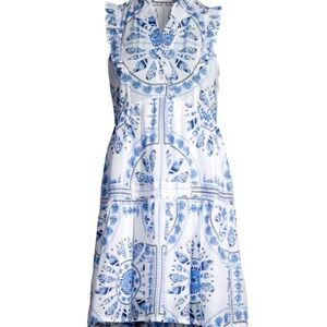 VINEYARD VINES
Scarf Print Sleeveless Minidress size small